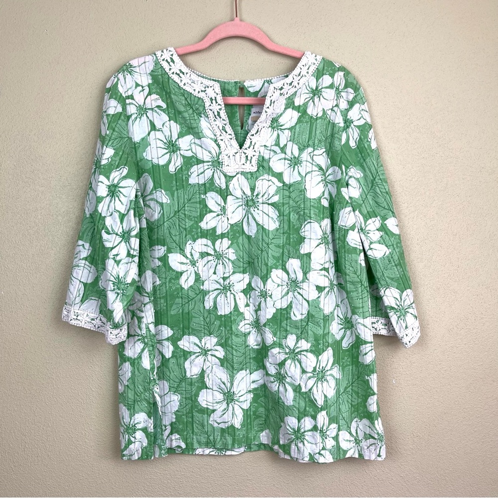 Alfred Dunner Swiss Dot Blouse Size 18W